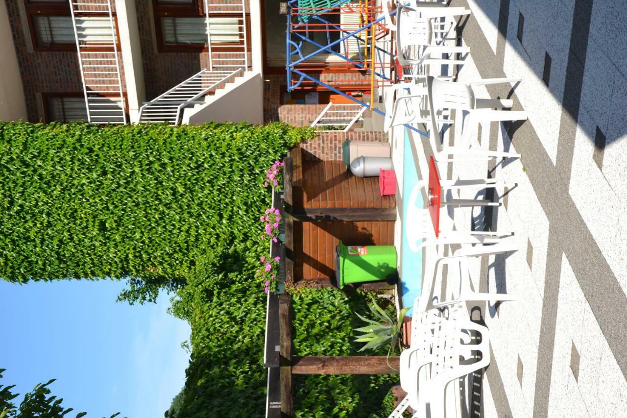 Marx Motel ファルケンブルフ エクステリア 写真